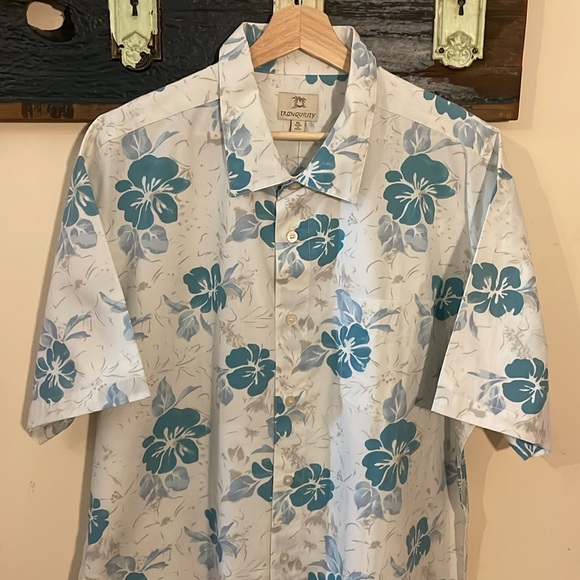 Tranquility Saltwater Tropical Print Button Down Shirt Size XL - Picture 3 of 11
